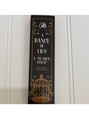 BlancaDesign Black E-Reader Strap